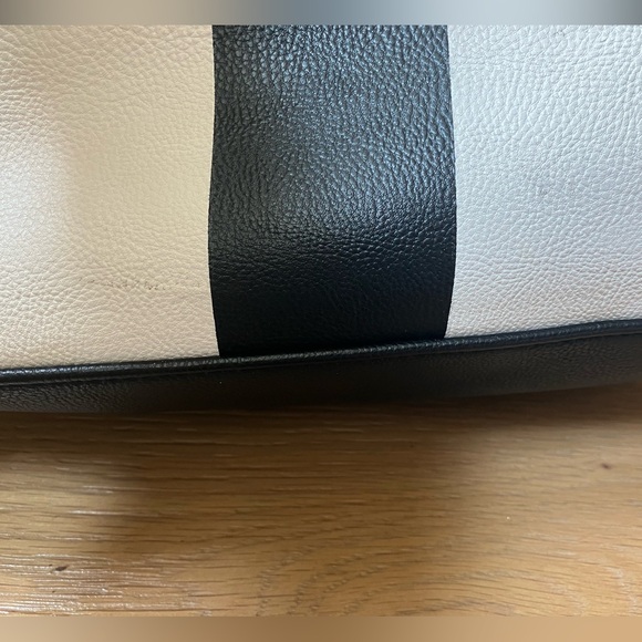 Betsey Johnson bag - Picture 11 of 12